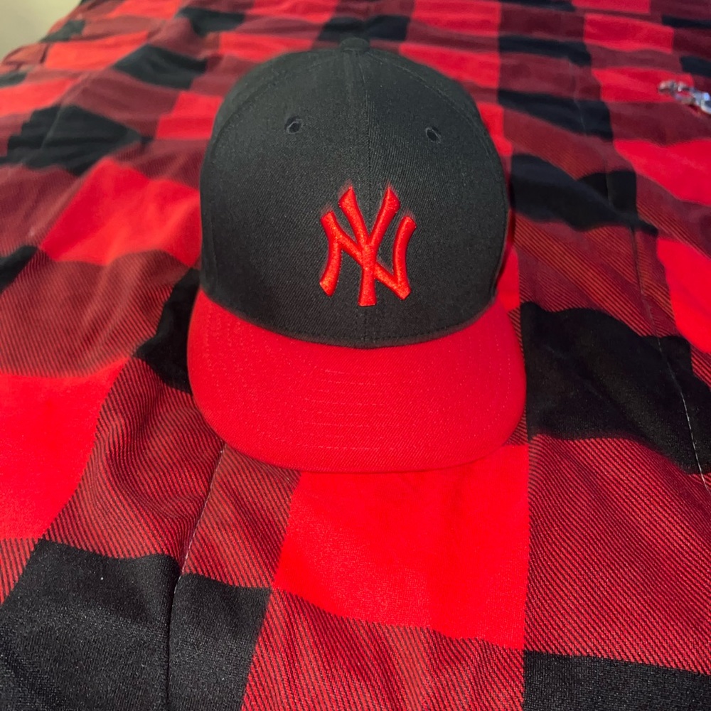 yankee fitted cap